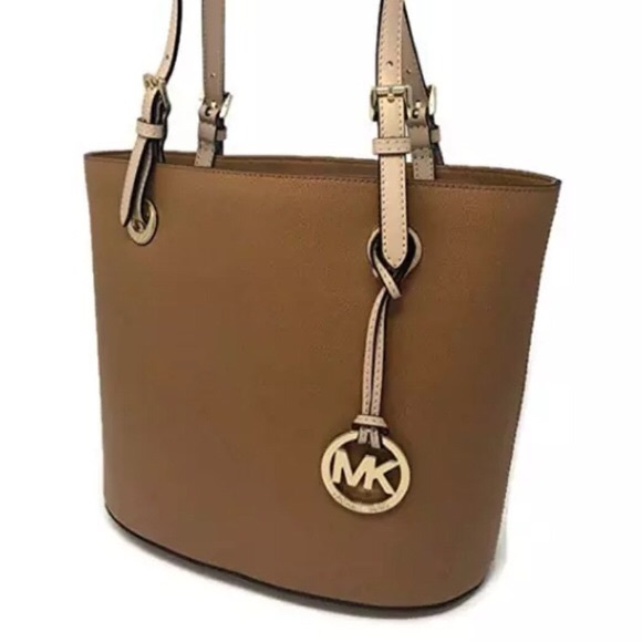 NWT Michael Kors Jet Set Tote - Picture 3 of 16